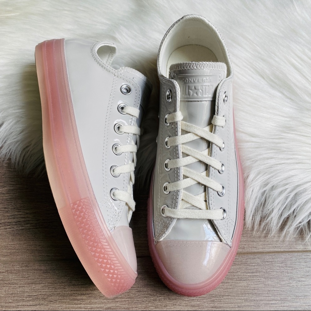 NWT Converse Ctas OX Women’s Shoes - Picture 5 of 9